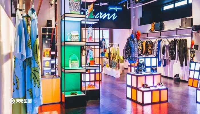 泡泡袖显胖还是显瘦(泡泡袖适合什么人穿)