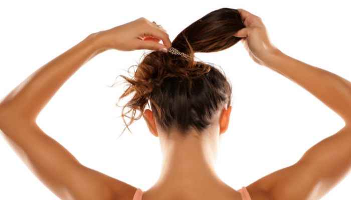 怎样扎蓬松丸子头(扎蓬松丸子头的方法有哪些)