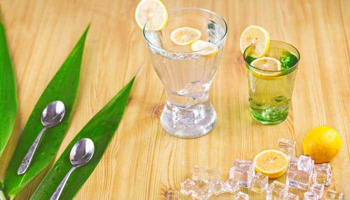 点水成冰实验原理是过饱和溶液不稳定性的实验