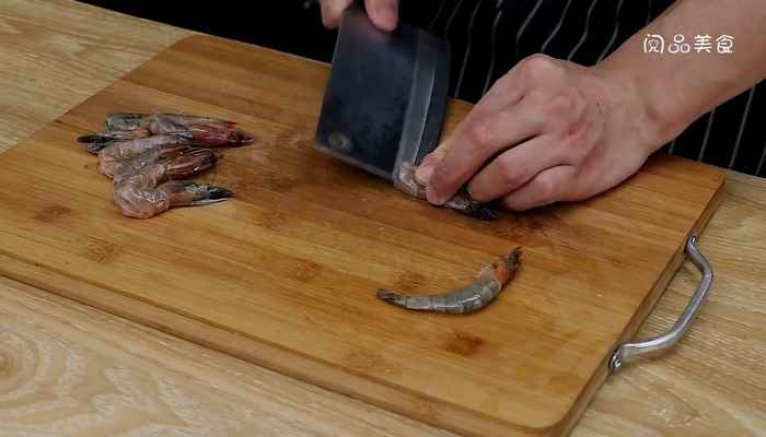 干锅排骨虾的做法(基围虾怎么做好吃)