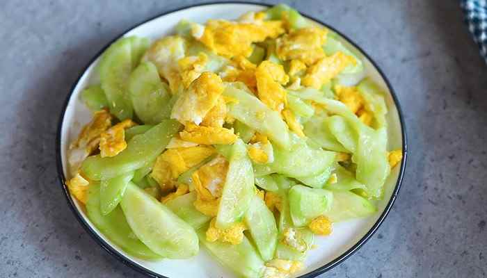 黄瓜炒鸡蛋的做法(鸡蛋怎么做最好吃)