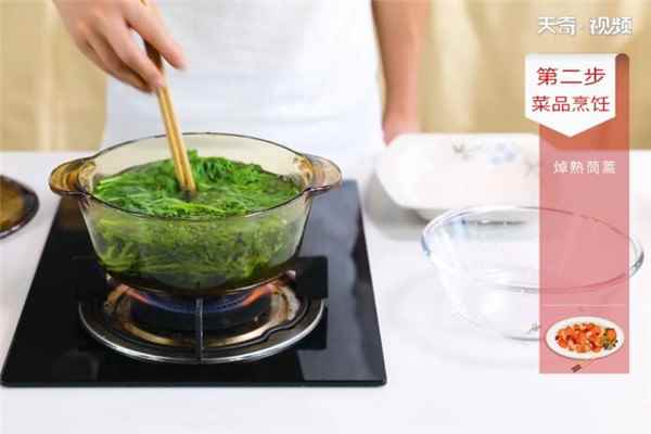 蒜蓉茼蒿的做法(蒜蓉茼蒿的做法家常)