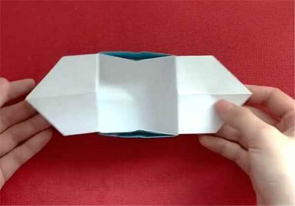 纸盒子的折法(正方形纸张的使用方法)