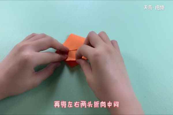 火箭怎么折(米字折痕后收拢成大三角形)