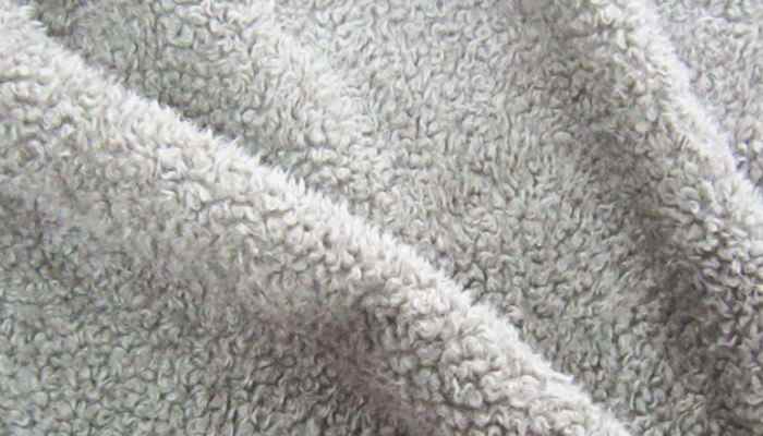 山羊绒和绵羊绒的区别  山羊绒和绵羊绒有什么不同