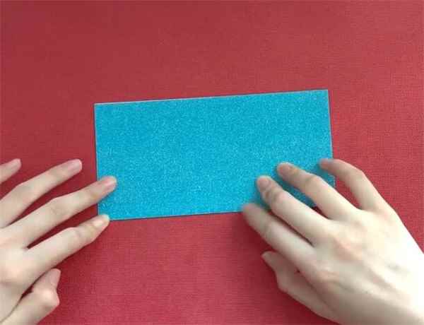 纸盒子的折法(正方形纸张的使用方法)