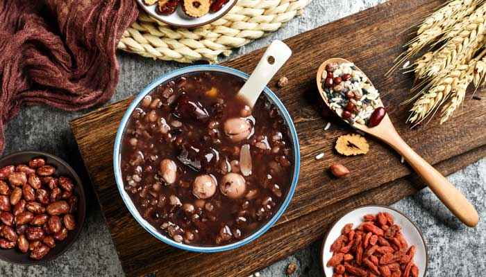 分粥的故事给我们的启示(“分粥理论”告诉我们:“先进适用而高效化、公平公正而民主化、)