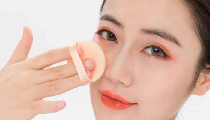 气垫霜是干什么用的(气垫霜和传统粉底霜有什么不同)