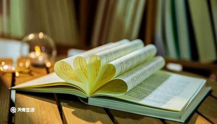 莫泊桑拜师主要内容(《莫泊桑拜师》主要记叙)