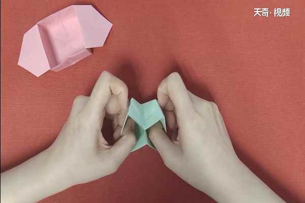盒子的折法(彩纸的使用方法有哪些)