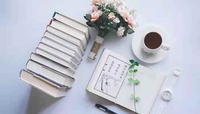 地问前面填什么动词(地问前面填的动词有哪些)