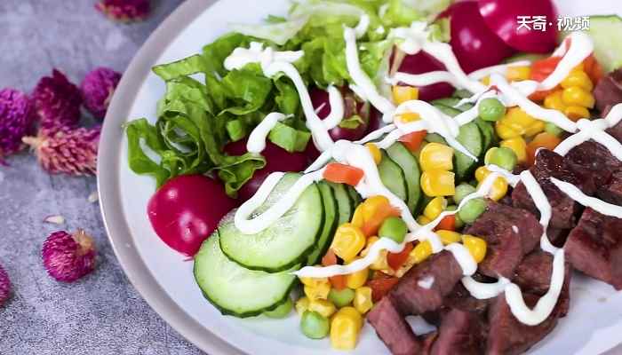 牛排沙拉的做法(低脂沙拉酱的做法步骤图)