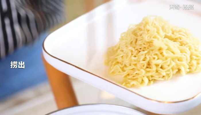 炒方便面怎么做好吃(方便面怎么做好吃)