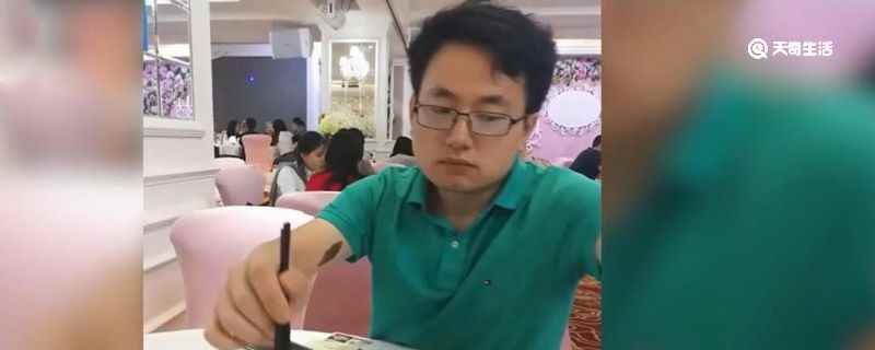 五粮液销售员酒后身亡被索赔132万(五粮液酒局图片)