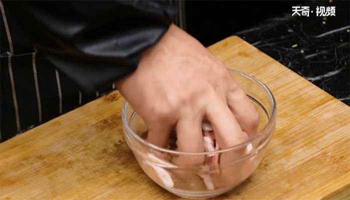 小酥肉的做法(五花肉怎么做好吃)