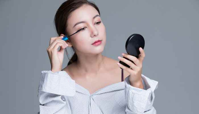 上妆步骤及注意事项(化妆的第一步就是护肤了)