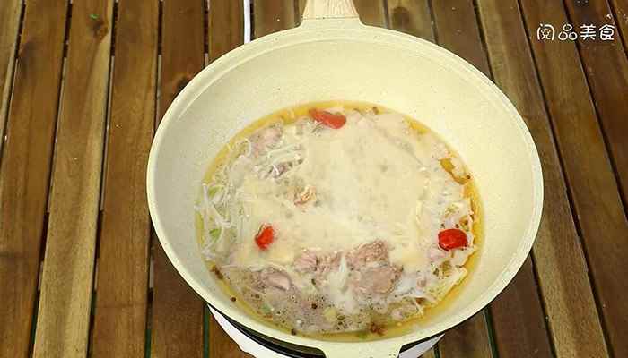 兔肉的做法(金针菇怎么做好吃)