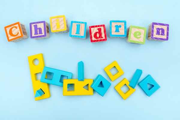 英语26个字母大小写(英语26个字母的由来)