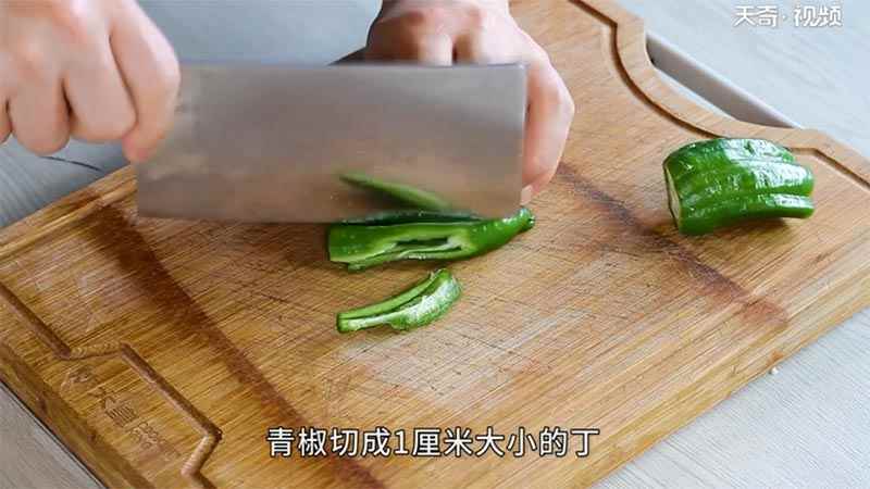 菠萝饭的做法(熟腰果仁的做法步骤有哪些)