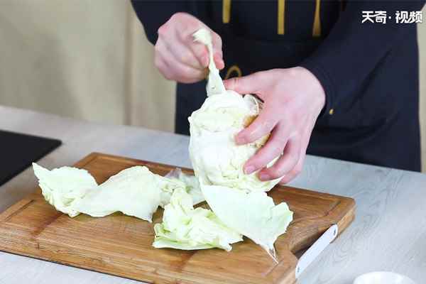 清炒包菜的家常做法大全(炒包菜最好吃的做法是什么)