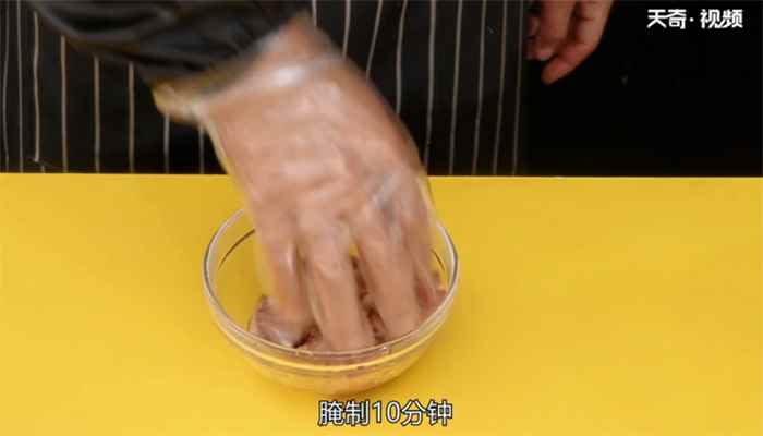 养生鸽子粥的做法(鸽子肉怎么做好吃)