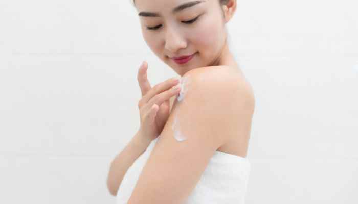 身体乳可以擦手吗(身体乳和护手霜的区别)