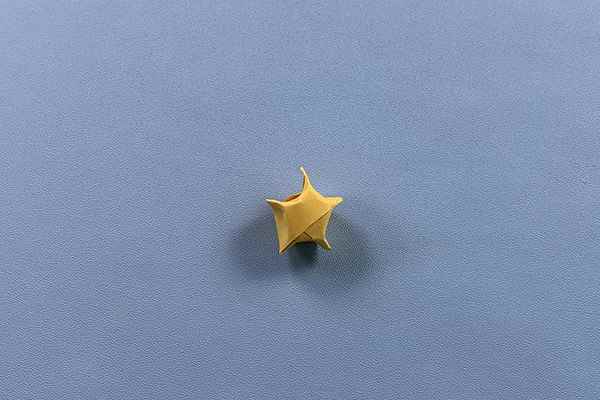 立体五角星怎么折(立体五角星的使用注意事项)