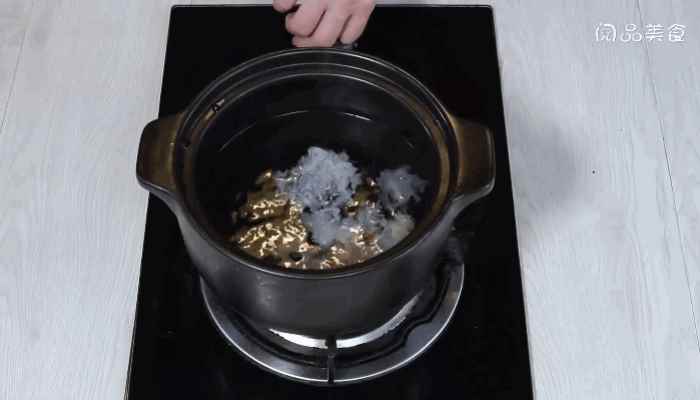 桃胶银耳汤做法(桃胶银耳汤的做法步骤图)