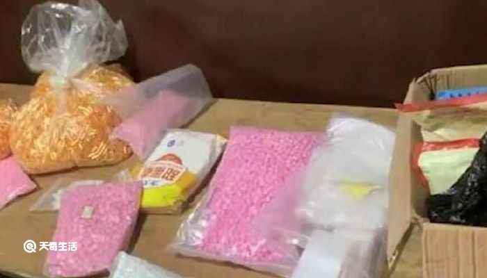 郭美美售有毒减肥药案75人被抓(郭美美卖的减肥药牌子名字叫什么)