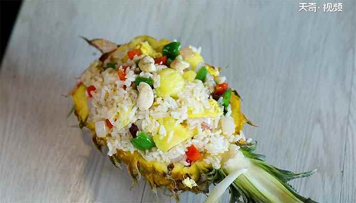 菠萝饭的做法(熟腰果仁的做法步骤有哪些)