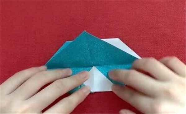 纸盒子的折法(正方形纸张的使用方法)