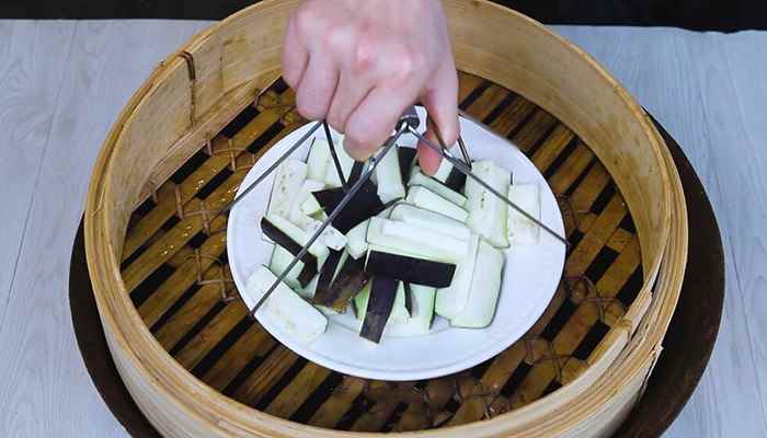 怪味茄子的做法(茄子200克干辣椒的做法步骤)