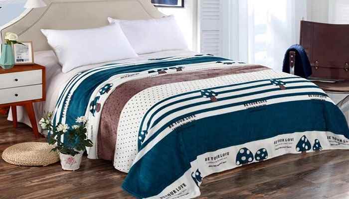 牛奶绒和珊瑚绒的区别(牛奶绒的优点有哪些)