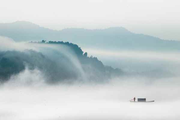 桥到船头自然直下一句 船到桥头自然直啥意思