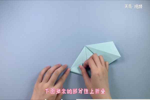 樱花怎么折(彩纸斜边对折一下怎么办)