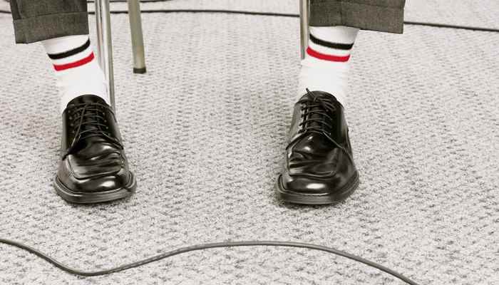 皮鞋穿什么袜子 皮鞋应该穿什么袜子