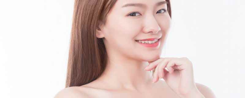 烟酰胺可以美白吗(烟酰胺有阻断黑色素传递和加快新陈代新的作用)