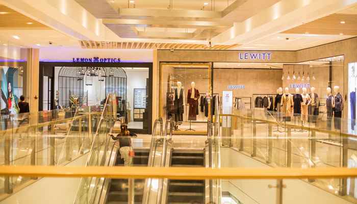 衣服的种类有哪些(衣服的种类主要分为三大类)