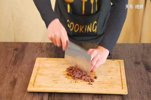 牛肉夹馍的做法(牛腱肉的做法)