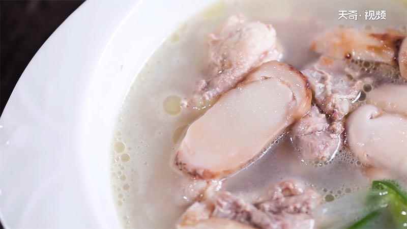 松茸炖鸡怎么做(松茸的做法)