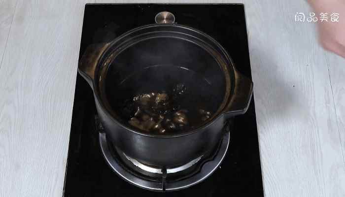 桃胶炖奶做法(小火炖的做法步骤)