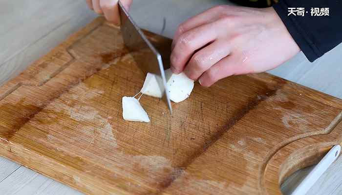 山药玉米粥的做法(大米80克玉米粒50克山药)