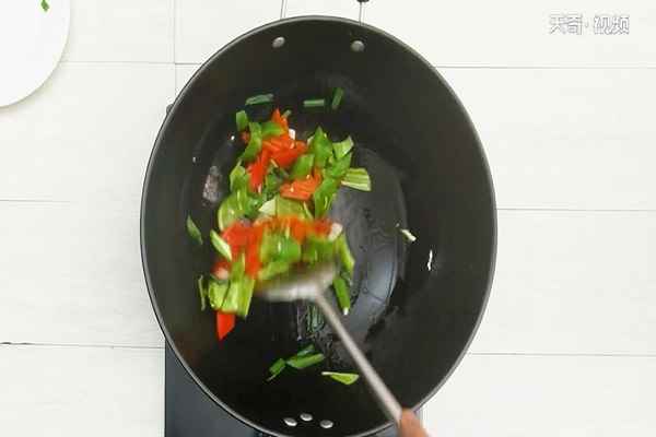 嫩炒猪肝的做法(猪肝怎么做最好吃)