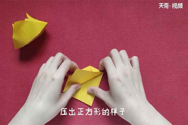 小皇冠怎么折(王冠小三角形怎么翻转)