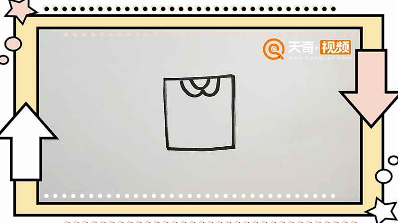 T恤简笔画(先画一个正方形的logo)