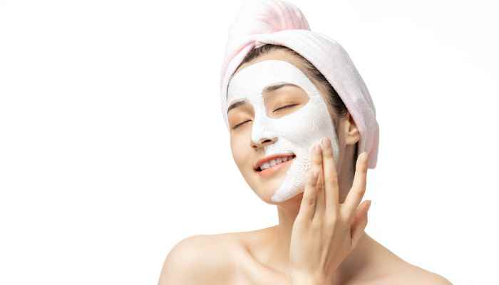 面膜的正确使用方法和时间(通常面膜的使用时间是在15)