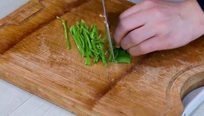 萝卜丝炒牛肉的做法(牛肉怎么做好吃)