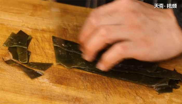 海带炖冻豆腐的做法(海带200克冻豆腐怎么做)