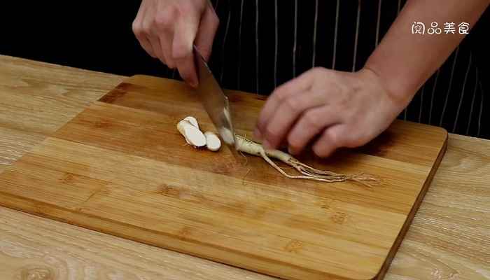 人参炖鸡的做法(枸杞的做法)