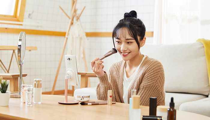 定妆粉是在哪个步骤用(定妆粉便没有具体使用步骤)